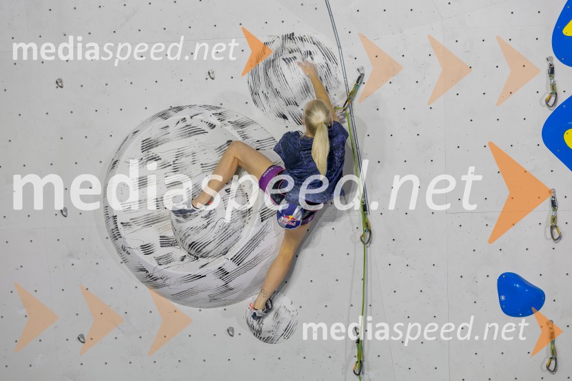 Plezalni maraton z Janjo Garnbret