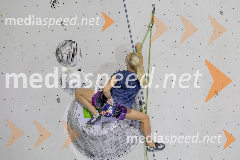 Plezalni maraton z Janjo Garnbret