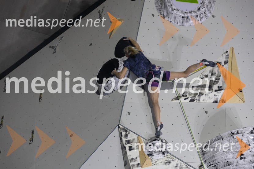 Plezalni maraton z Janjo Garnbret