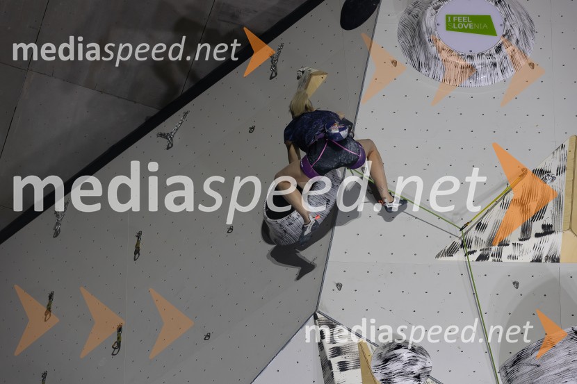 Plezalni maraton z Janjo Garnbret