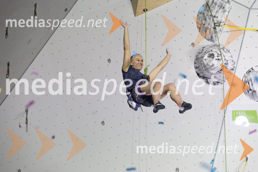  Janja Garnbret, športna plezalkaPlezalni maraton z Janjo Garnbret