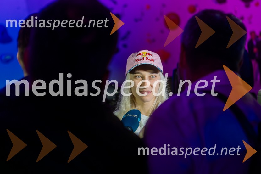  Janja Garnbret, športna plezalkaPlezalni maraton z Janjo Garnbret