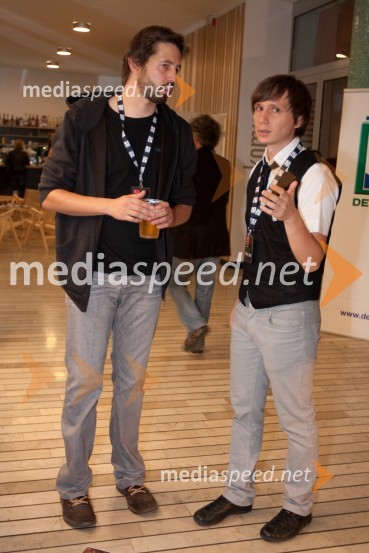 Matjaž Manček, pomočnik za glasbeni program in Uroš Bonšek, vodja za stike z javnostjoLaibach in Juno Reactor, koncert