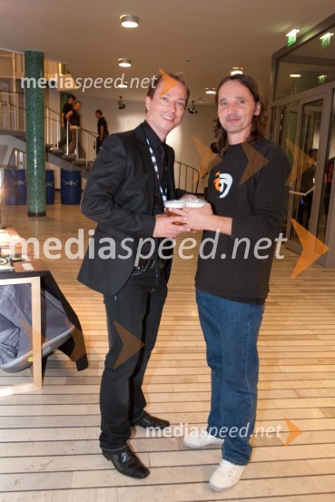 Mitja Bravhar, Kino Šiška in Tomaž Drozg, direktor firme TAM TAMLaibach in Juno Reactor, koncert