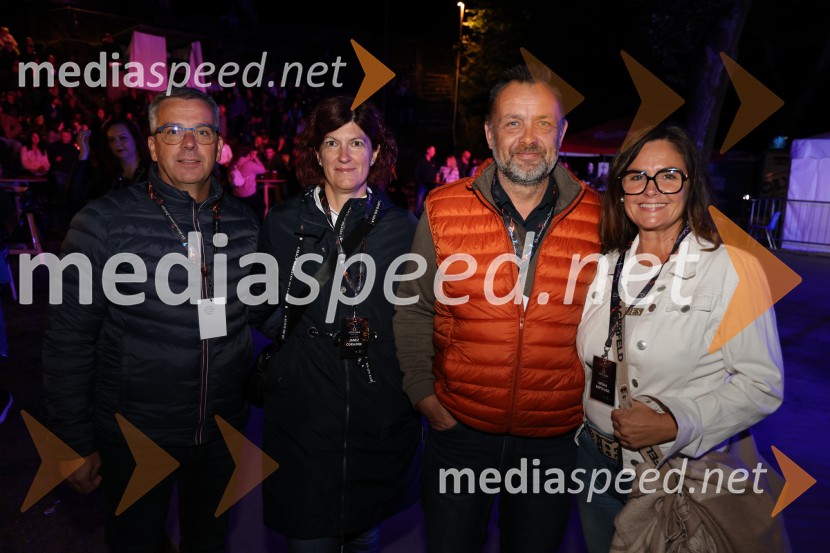  ... ;  Mihaela Osrajnik;  Dejan Rebernik,  direktor Adverta, spletni marketing;  Urška  Repolusk, županja občine RušeMi2 na Letnem odru Ruše