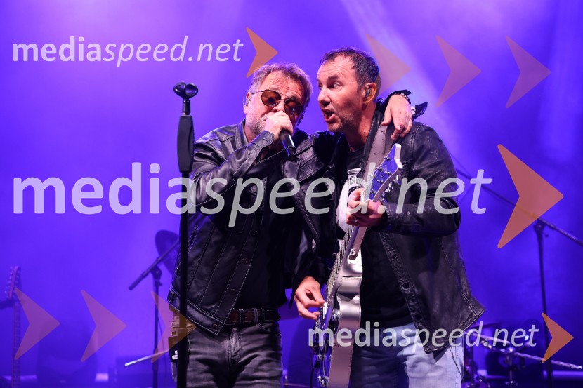 dr. Tone Kregar, zgodovinar, pevec Mi2, direktor Muzeja novejše zgodovine Celje;  Jernej Dirnbek - Dimek, skupina MI2Mi2 na Letnem odru Ruše