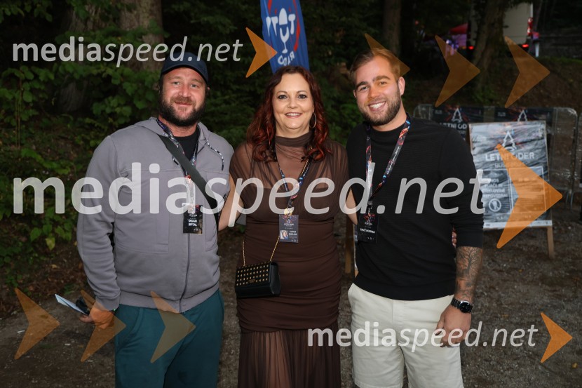  ... ;  Lucija Smolnik, direktor festivala;  ... Laibach na Letnem odru Ruše