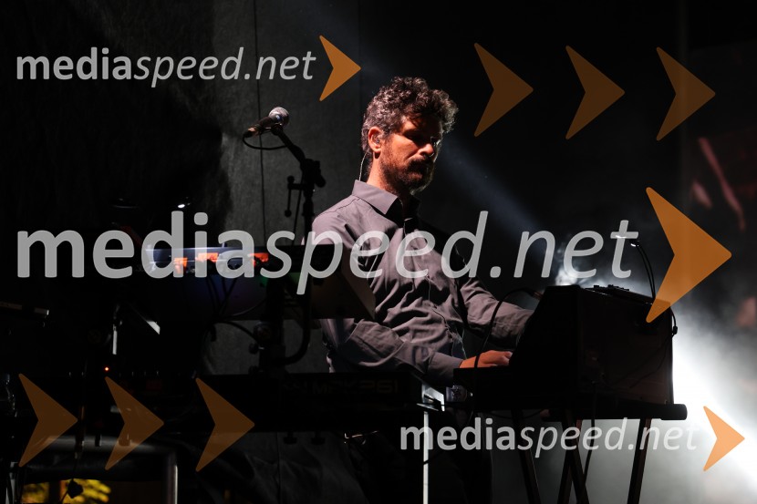  Luka Jamnik, klaviature, skupina LaibachLaibach na Letnem odru Ruše