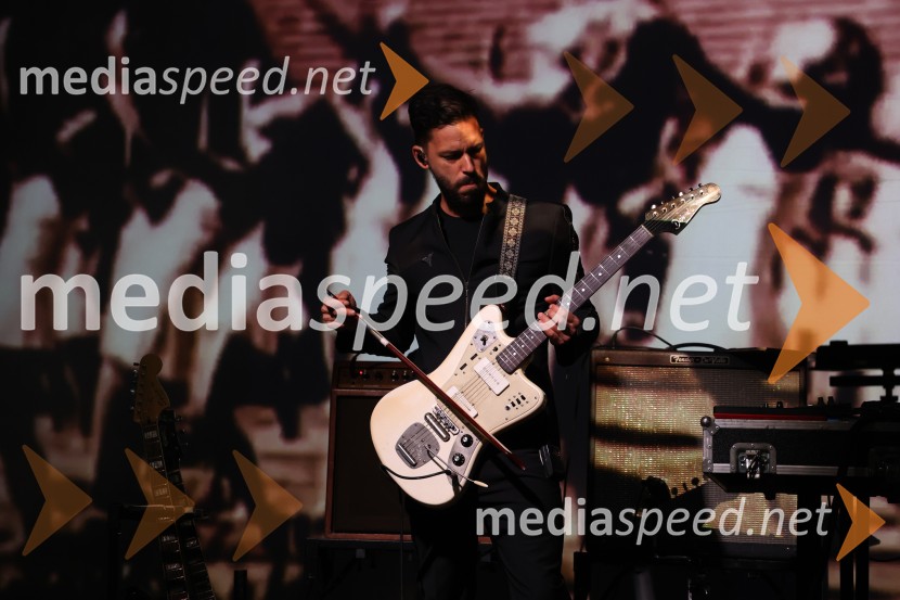 Laibach na Letnem odru Ruše