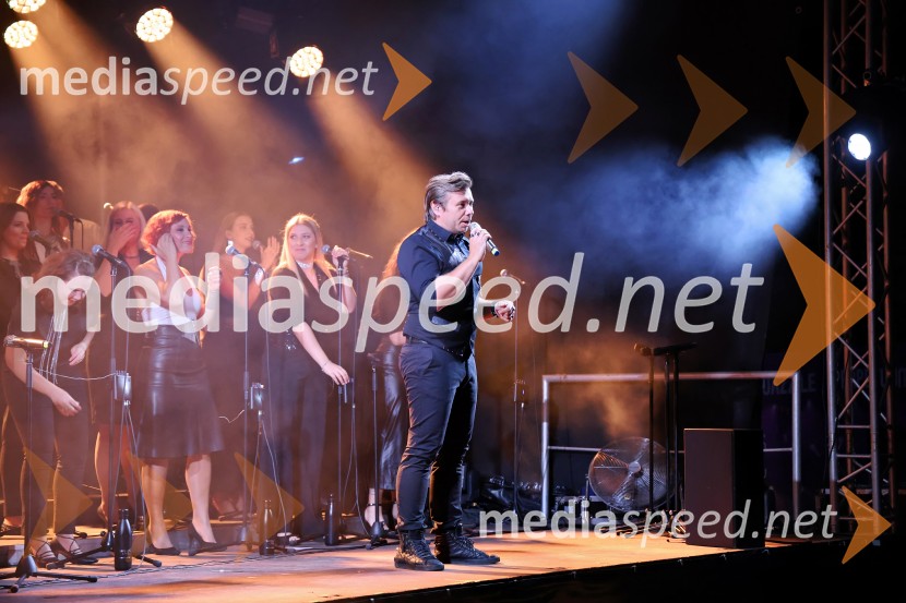 Perpetuum Jazzile navdušili na Letnem odru Ruše