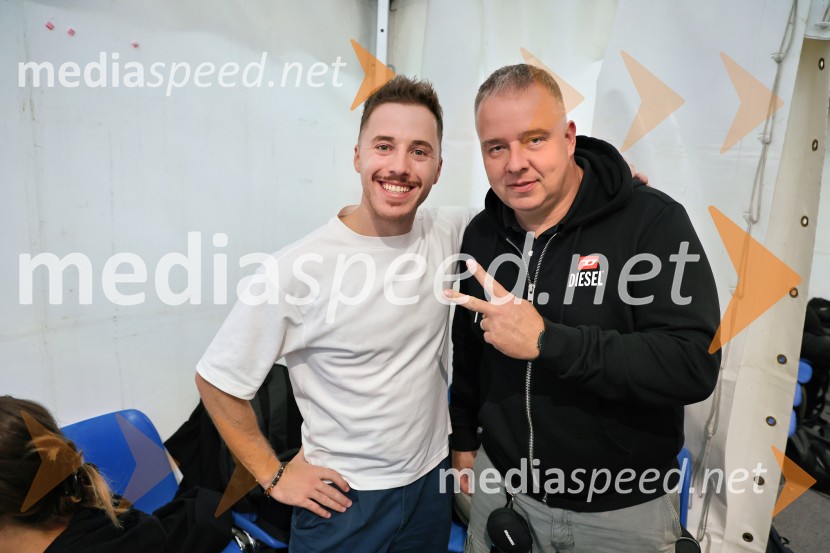 Perpetuum Jazzile navdušili na Letnem odru Ruše