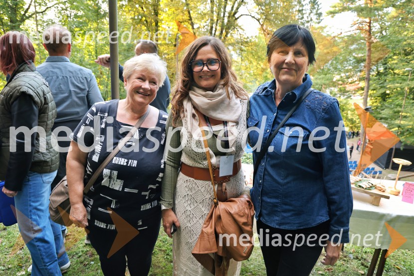  ... ;  Urška  Repolusk, županja občine Ruše;  ... Perpetuum Jazzile navdušili na Letnem odru Ruše