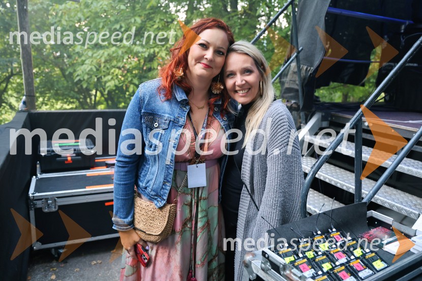  Lucija Smolnik, direktor festivala;  ... Perpetuum Jazzile navdušili na Letnem odru Ruše