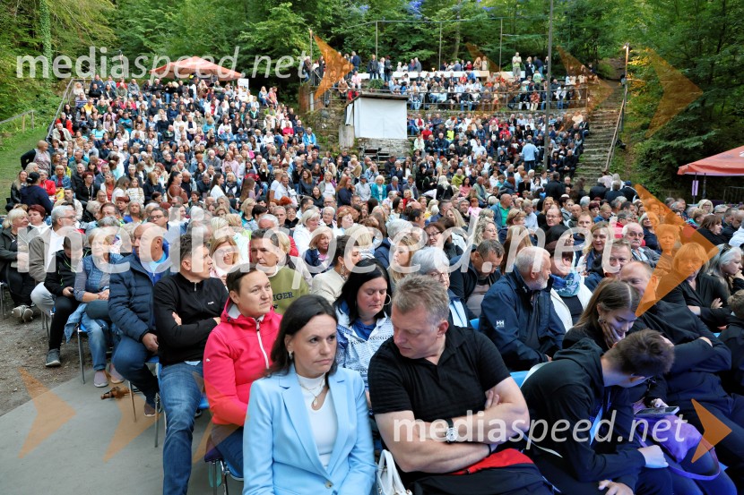 Perpetuum Jazzile navdušili na Letnem odru Ruše