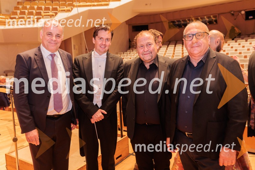  Matej Šarc, Direktor Slovenske filharmonije;  Denis Vlasenko, dirigent;  Darko  Brlek, direktor in umetniški vodja, Festival Ljubljana;  ... Večer Puccinijeve glasbe, Ljubljana Festival