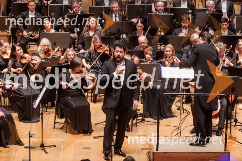  Jusif Ejvazov, tenorVečer Puccinijeve glasbe, Ljubljana Festival