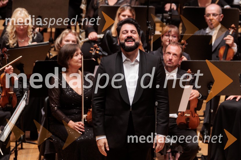  Jusif Ejvazov, tenorVečer Puccinijeve glasbe, Ljubljana Festival