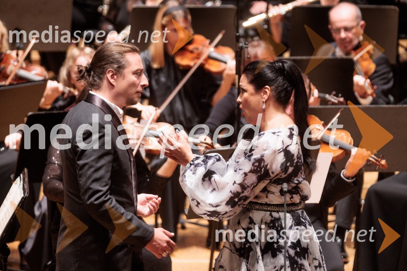  ... ;  Anna Netrebko, sopranistkaVečer Puccinijeve glasbe, Ljubljana Festival