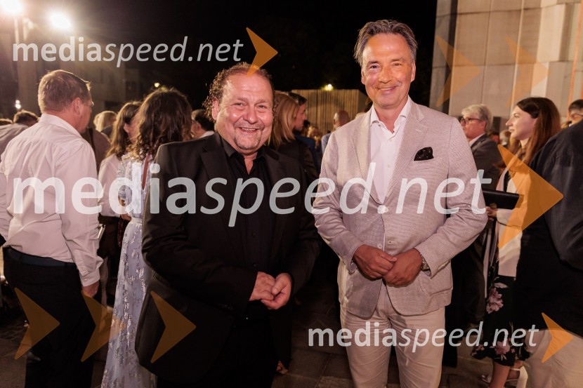 Darko  Brlek, direktor in umetniški vodja, Festival Ljubljana;  Tomislav Čizmić, predsednik poslovodstva družbe, Telemach Slovenija d.o.o.Večer Puccinijeve glasbe, Ljubljana Festival