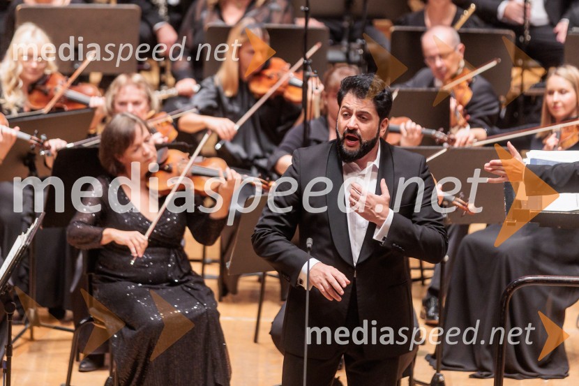  Jusif Ejvazov, tenorVečer Puccinijeve glasbe, Ljubljana Festival