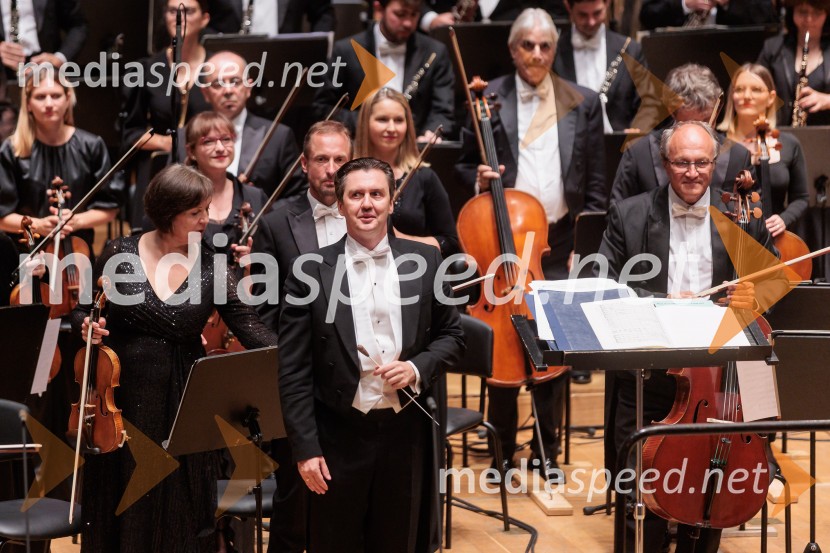  Leon Firšt, skladatelj;  Denis Vlasenko, dirigentVečer Puccinijeve glasbe, Ljubljana Festival