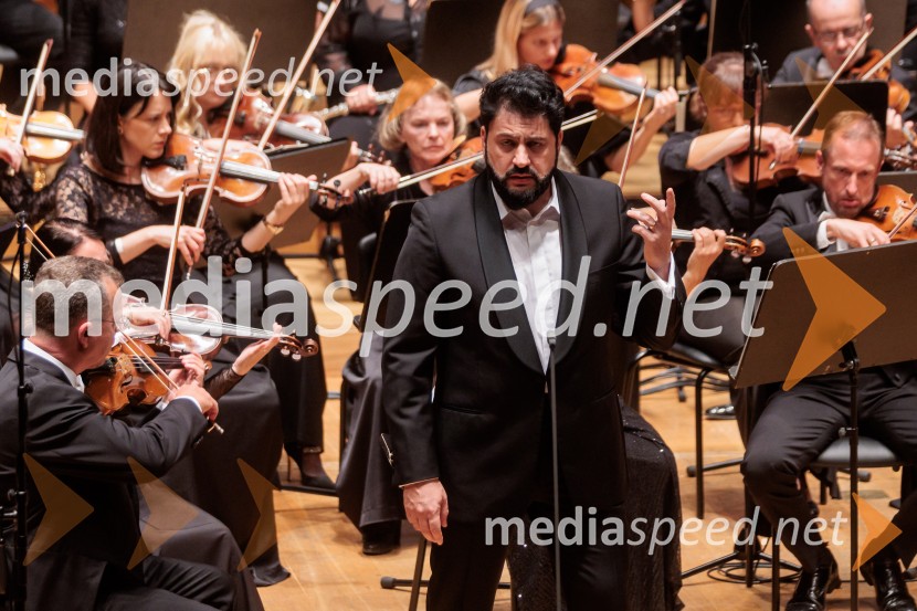  Jusif Ejvazov, tenorVečer Puccinijeve glasbe, Ljubljana Festival