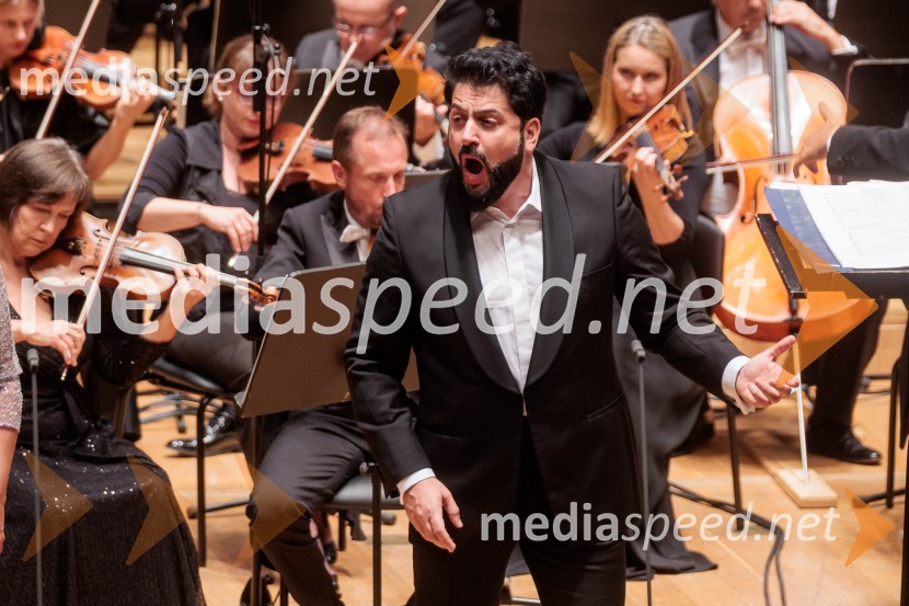  Jusif Ejvazov, tenorVečer Puccinijeve glasbe, Ljubljana Festival