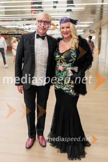   Igor  Jelen-Iggy, Hiša umetnosti IGEN Celje;  Danica Lovenjak, novinarka, voditeljicaVečer Puccinijeve glasbe, Ljubljana Festival