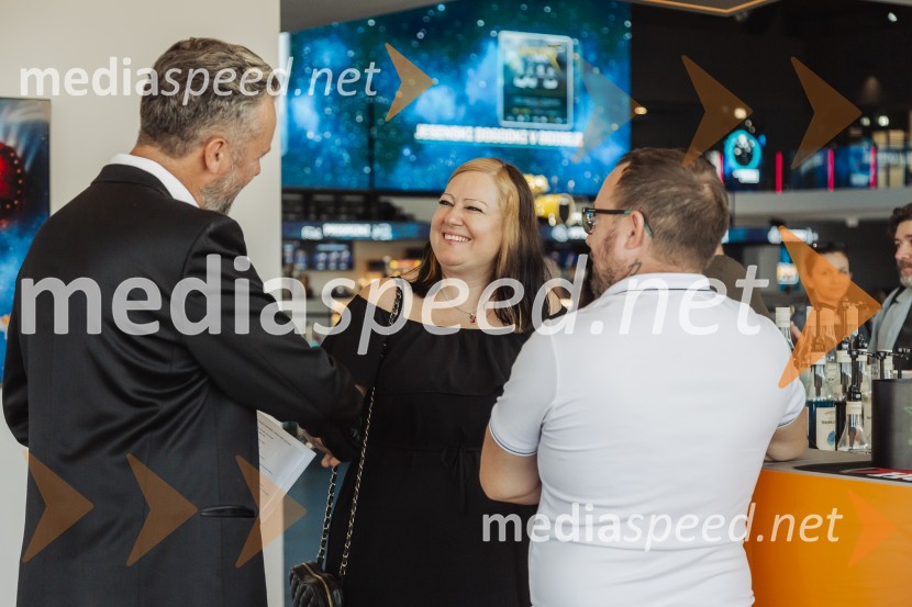  Marjetka VoglarEkskluzivna premiera šova Poroka na prvi pogled