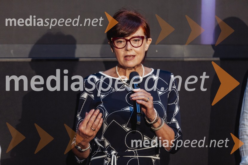  Saša  Einsiedler, mentorica za uspehEkskluzivna premiera šova Poroka na prvi pogled