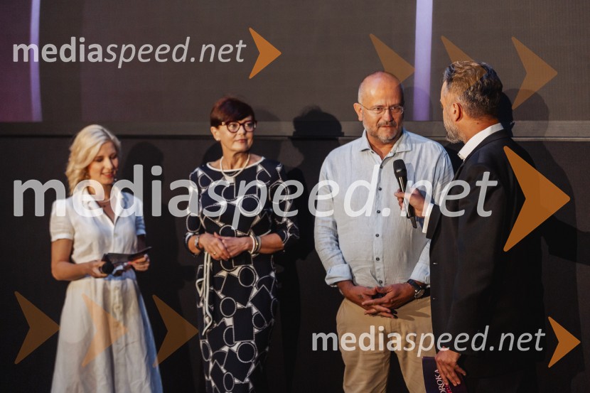  Suzana  Kozel, voditeljica, Jutro na Planetu;  Saša  Einsiedler, mentorica za uspeh;  Zlatko Bojanović;  Igor Krmelj, voditelj, Jutro na PlanetuEkskluzivna premiera šova Poroka na prvi pogled