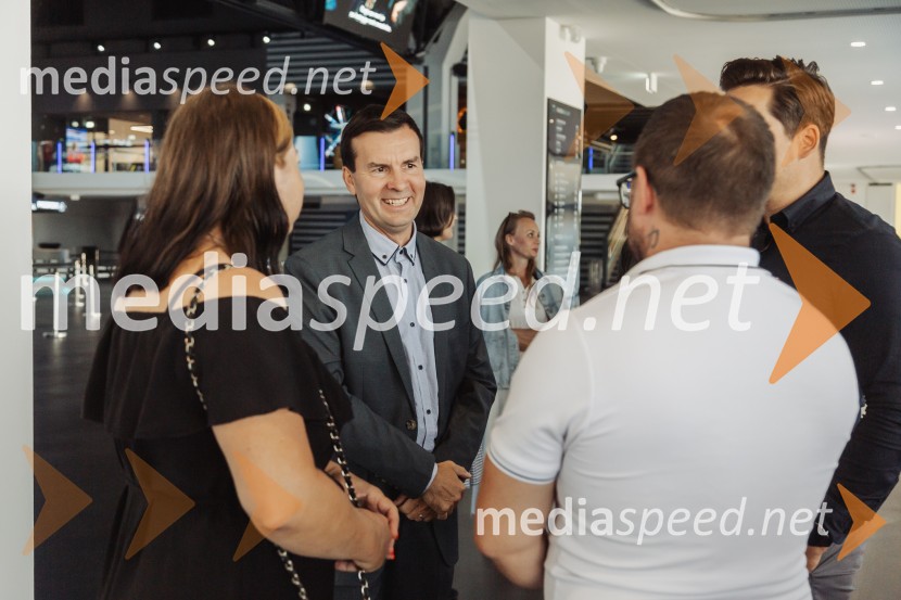 Ekskluzivna premiera šova Poroka na prvi pogled