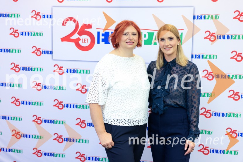  Simona Mandl, center managerka Europarka;  Vanja Bele Kovačič, vodja marketinga, EuroparkEuropark praznuje 25 let, novinarska konferenca