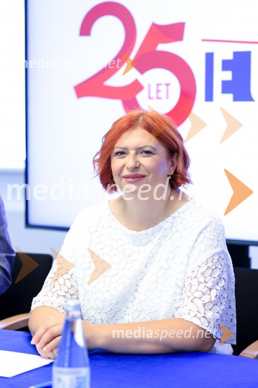  Simona Mandl, center managerka EuroparkaEuropark praznuje 25 let, novinarska konferenca