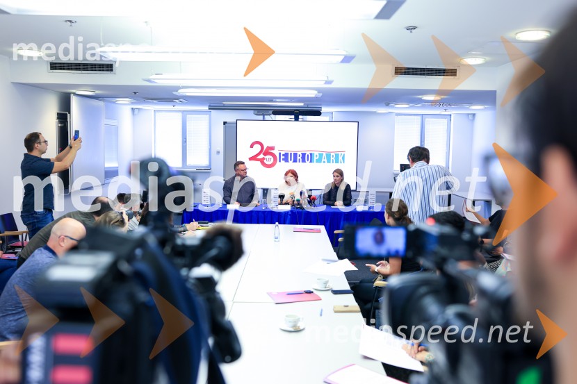 Europark praznuje 25 let, novinarska konferenca