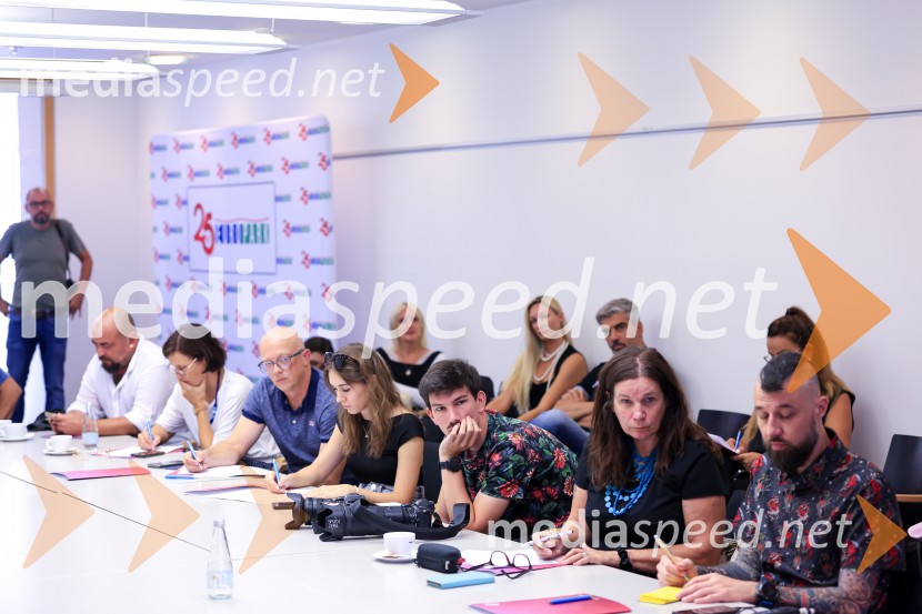 Europark praznuje 25 let, novinarska konferenca