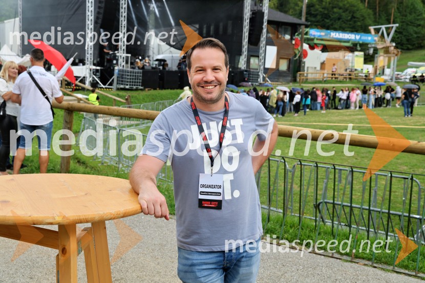  Vasilis Georgopulos, vodja Radio CityRadio City 30 let z velikim koncertom pod Pohorjem