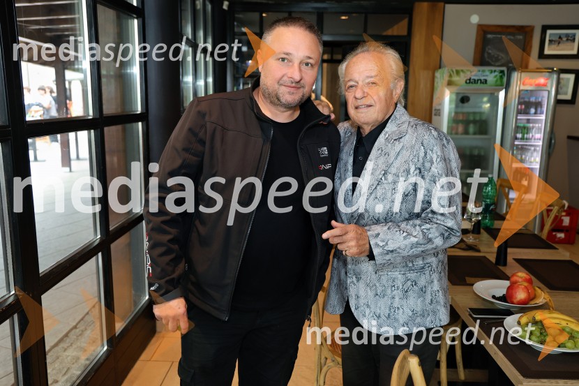  Uroš Umek, DJ;  Alfi Nipič, pevecRadio City 30 let z velikim koncertom pod Pohorjem