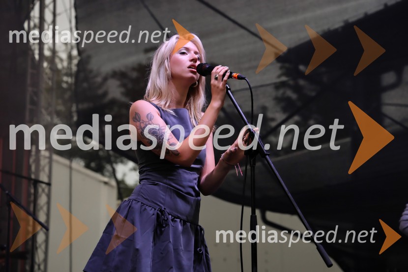  Eva Černe, pevkaRadio City 30 let z velikim koncertom pod Pohorjem