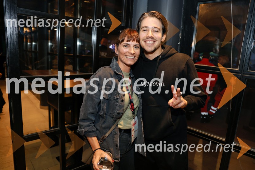  ... ;  Bojan Cvjetićanin, Joker OutRadio City 30 let z velikim koncertom pod Pohorjem