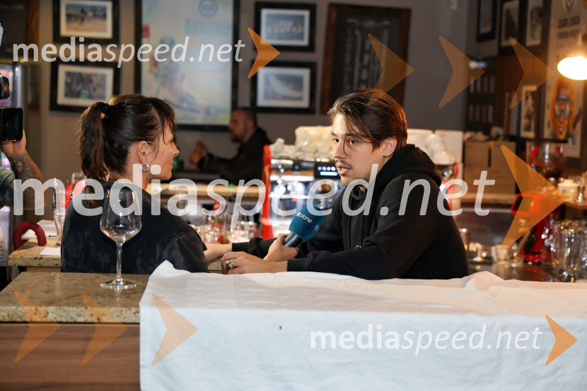  ... ;  Bojan Cvjetićanin, Joker OutRadio City 30 let z velikim koncertom pod Pohorjem