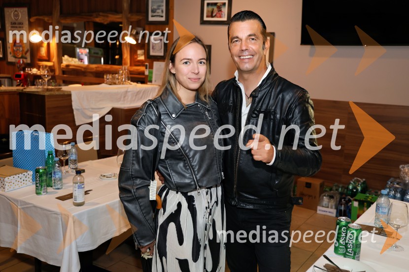  ... ;  Rok Ferengja, pevec, Rok'n bandRadio City 30 let z velikim koncertom pod Pohorjem