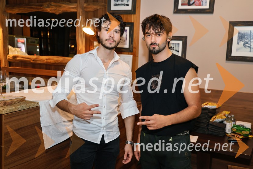  ... ;  Jan  Peteh, Joker OutRadio City 30 let z velikim koncertom pod Pohorjem