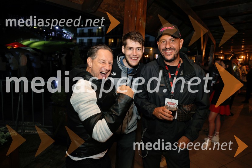  ... ;  ... ;  Boštjan Čukur, raper, 6 Pack ČukurRadio City 30 let z velikim koncertom pod Pohorjem