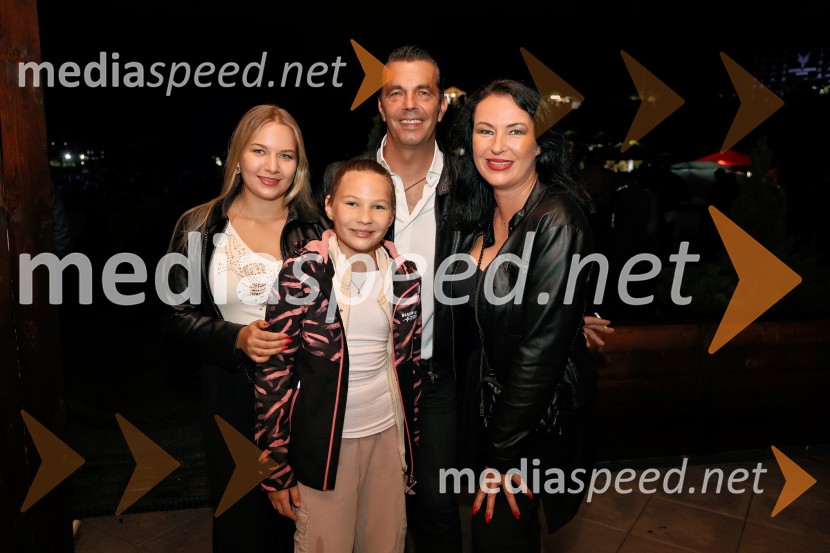  Bojan Cvjetićanin, Joker Out;  ... ;  Rok Ferengja, pevec, Rok'n band;  ... Radio City 30 let z velikim koncertom pod Pohorjem