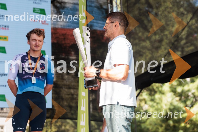  Riley Pickrell, kolesar;  Matjaž Rakovec, župan Mestne občine Kranj57. Velika nagrada Kranja, najstarejša slovenska kolesarska dirka