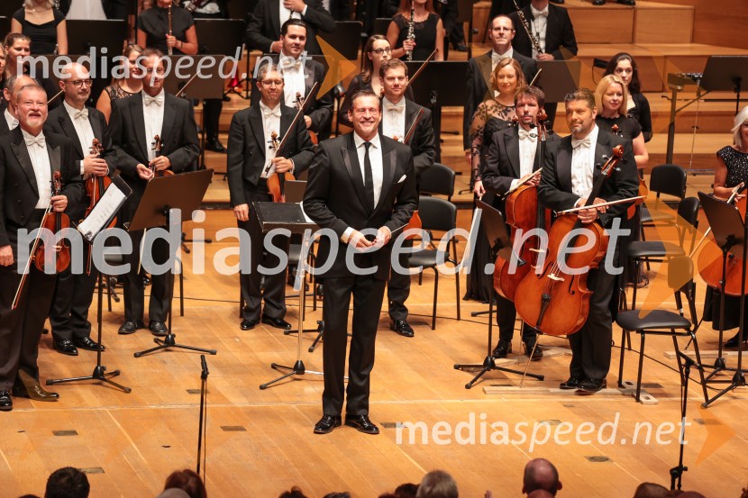  Modestas Pitrėnas, dirigentOpera Tosca Giacoma Puccinija, Ljubljana Festival