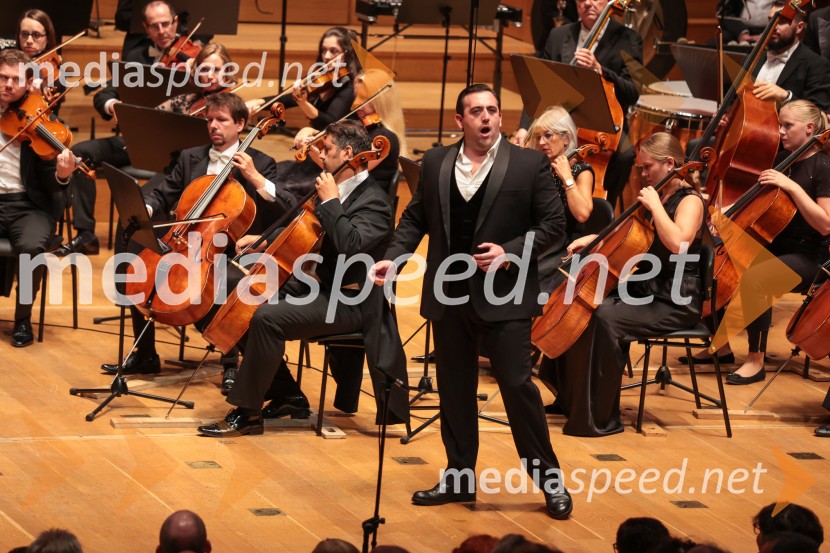  Jonathan Tetelman, operni pevecOpera Tosca Giacoma Puccinija, Ljubljana Festival