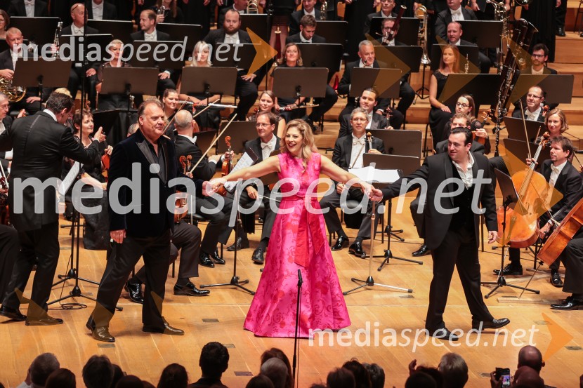  ... ;  Sondra Radvanovsky, operna pevka;  Jonathan Tetelman, operni pevecOpera Tosca Giacoma Puccinija, Ljubljana Festival