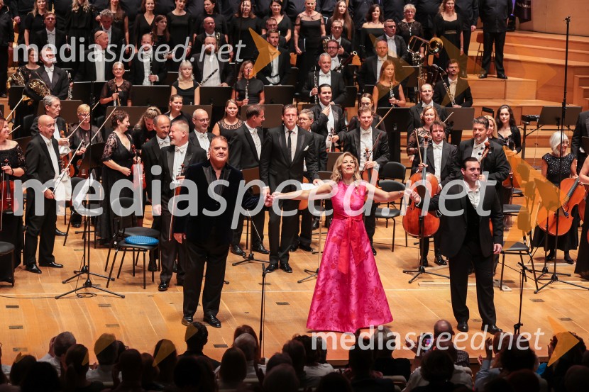  ... ;  Sondra Radvanovsky, operna pevka;  Jonathan Tetelman, operni pevecOpera Tosca Giacoma Puccinija, Ljubljana Festival